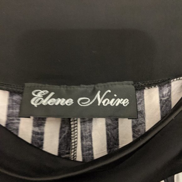 Stretchy Striped Flare Leggings - Picture 3 of 3